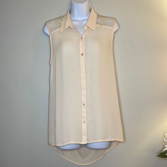 Forever 21 Cream Lace Button Down Blouse - Picture 1 of 10
